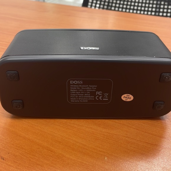 BT speaker like new - Picture 5 of 5